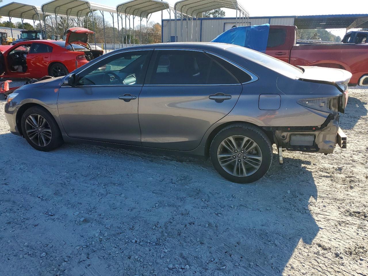 2015 TOYOTA CAMRY