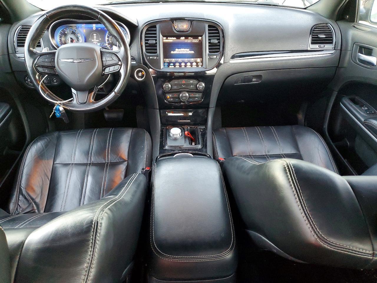 2021 CHRYSLER 300