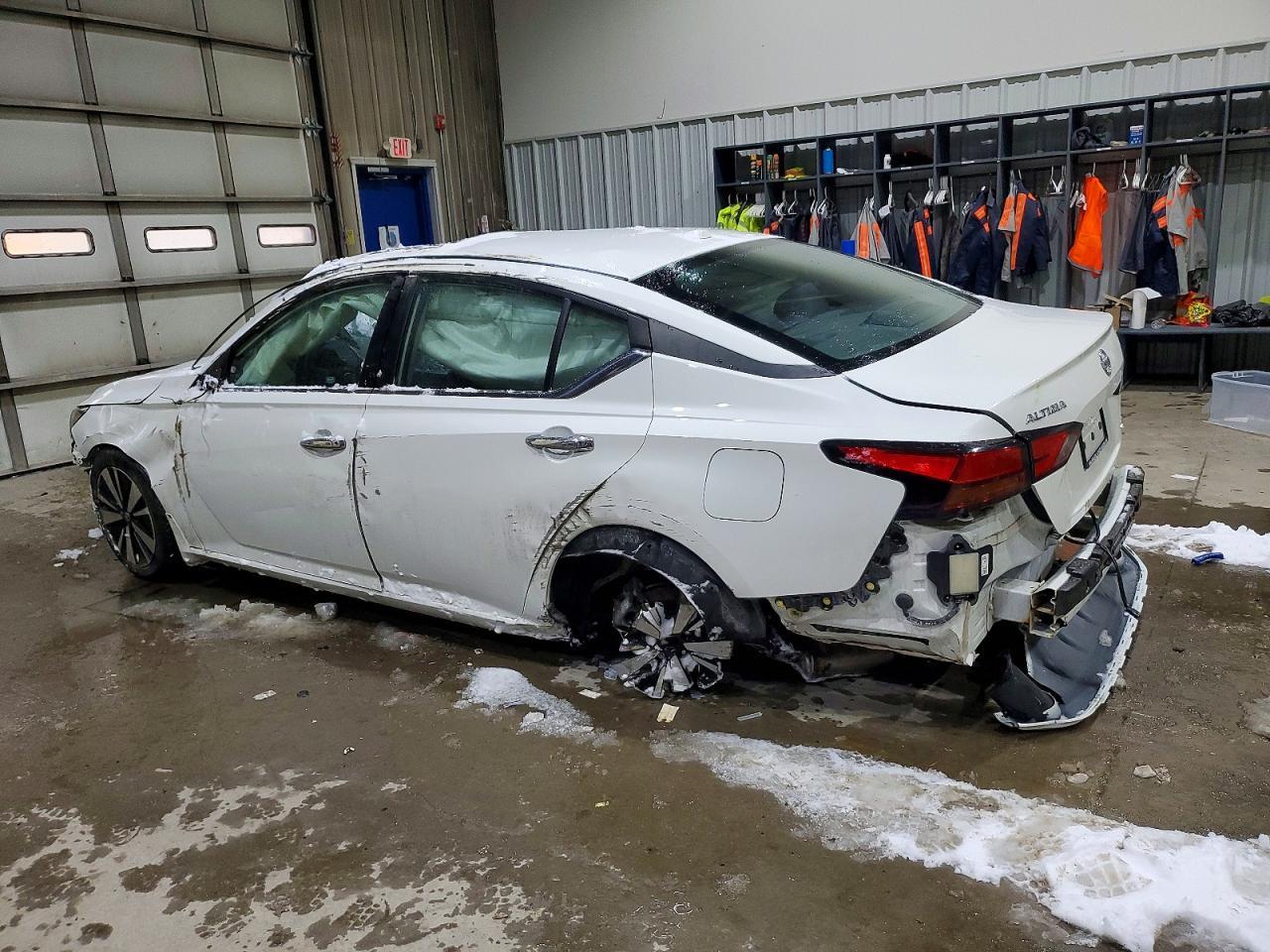 2021 NISSAN ALTIMA