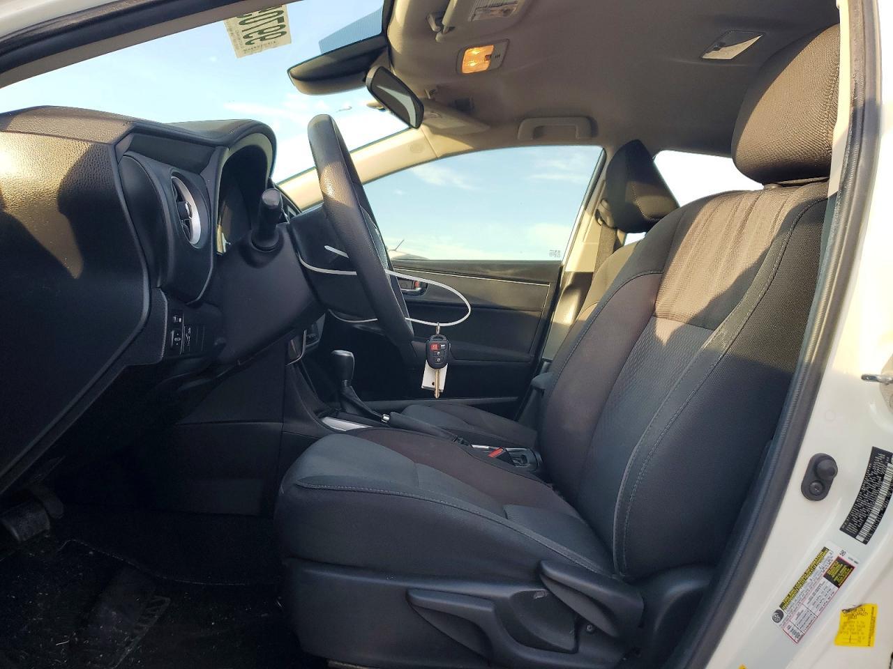 2019 TOYOTA COROLLA