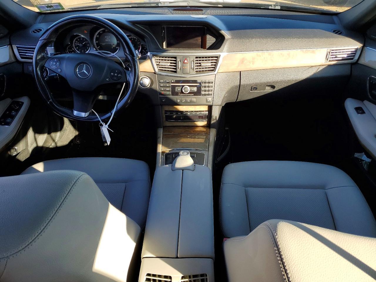 2011 MERCEDES-BENZ E-Class