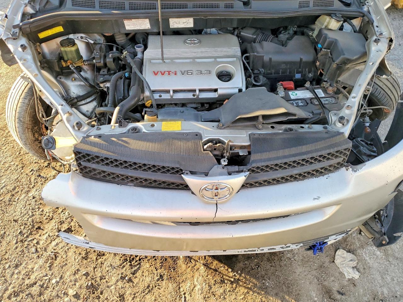 2004 TOYOTA SIENNA