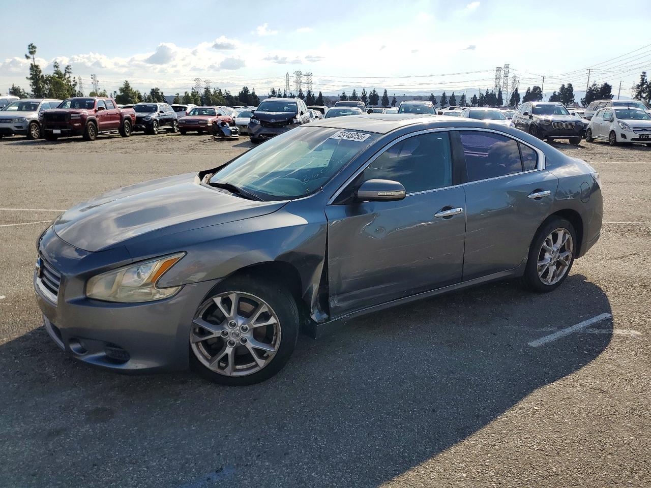 2014 NISSAN Maxima