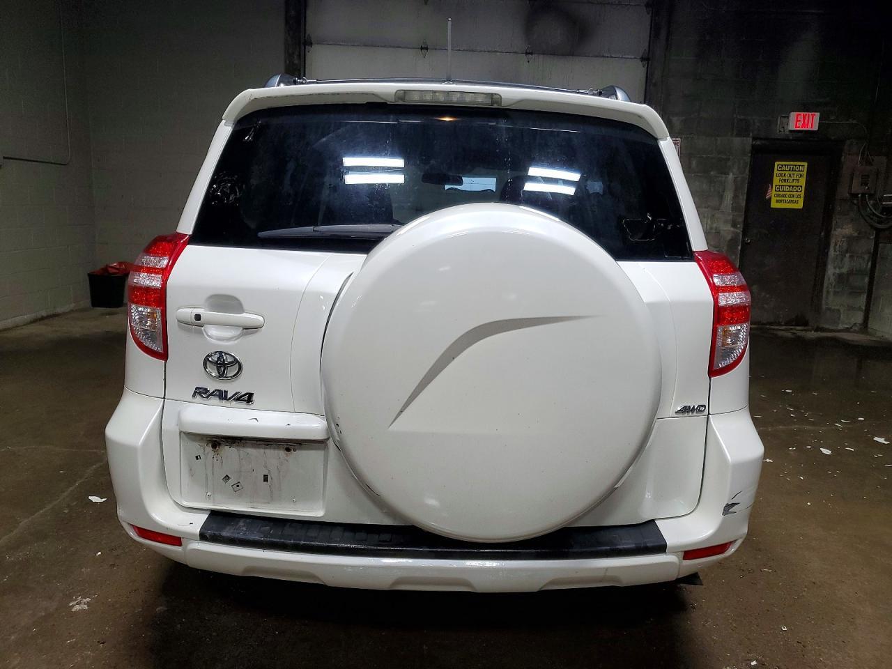 2011 TOYOTA RAV4