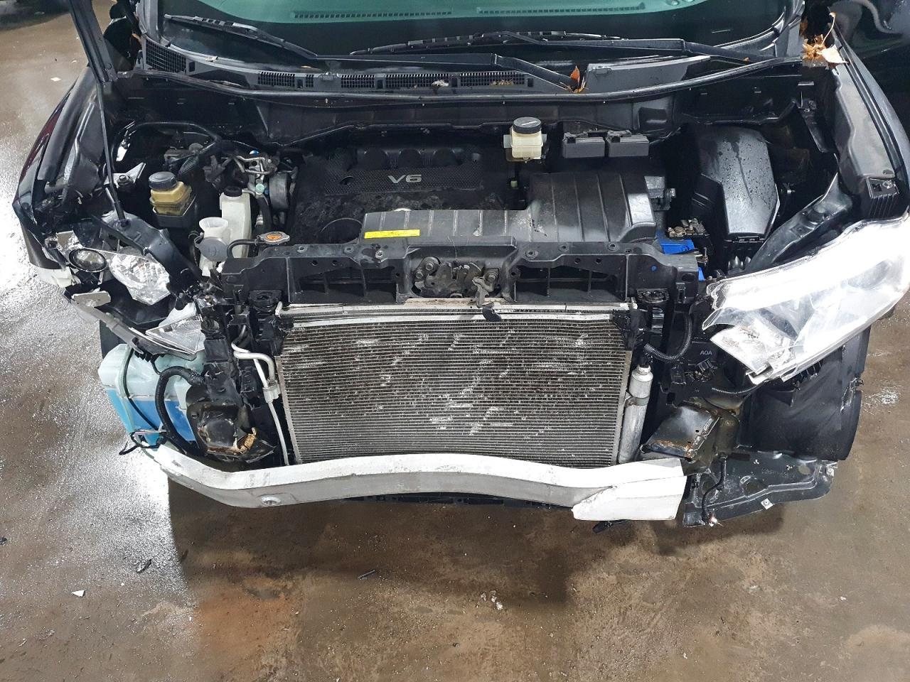 2013 NISSAN Quest