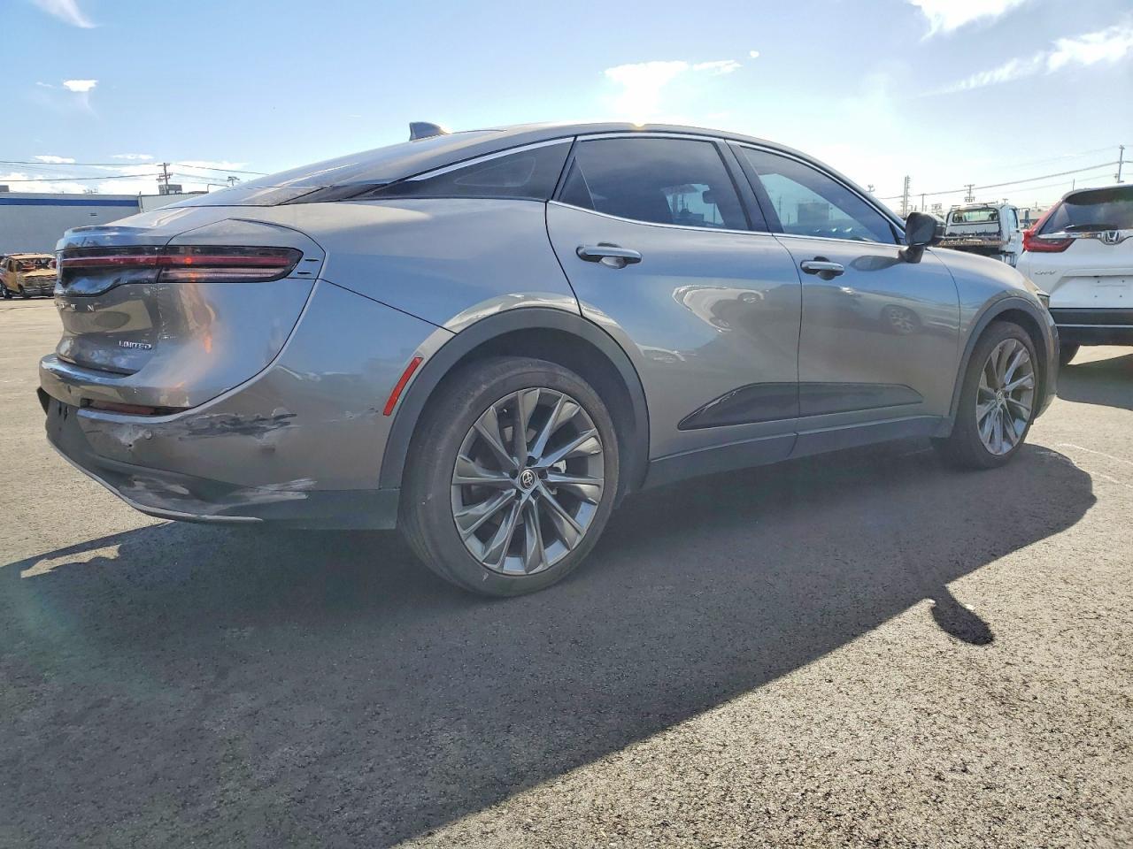 2023 TOYOTA Crown