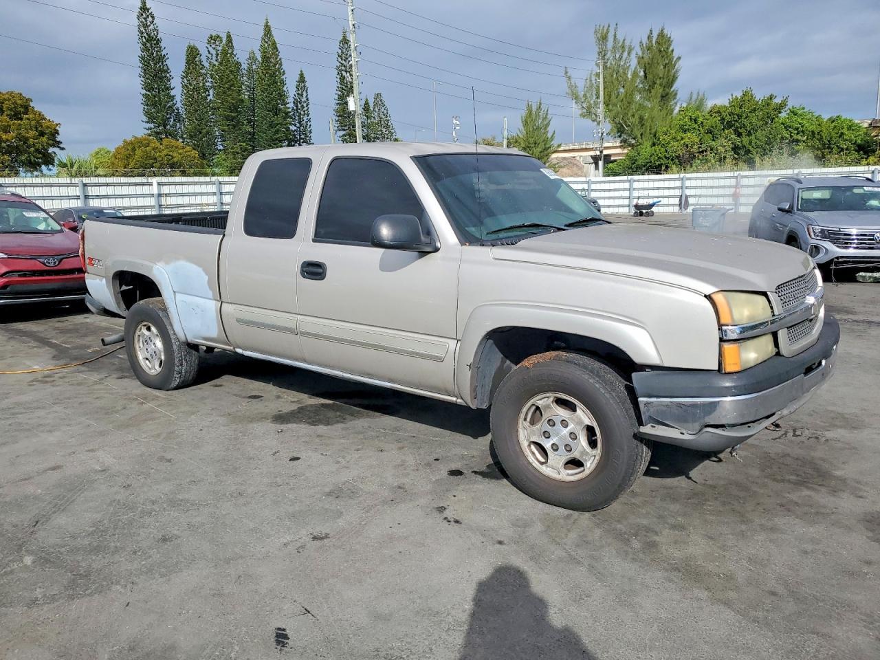 2004 CHEVROLET Silverado
