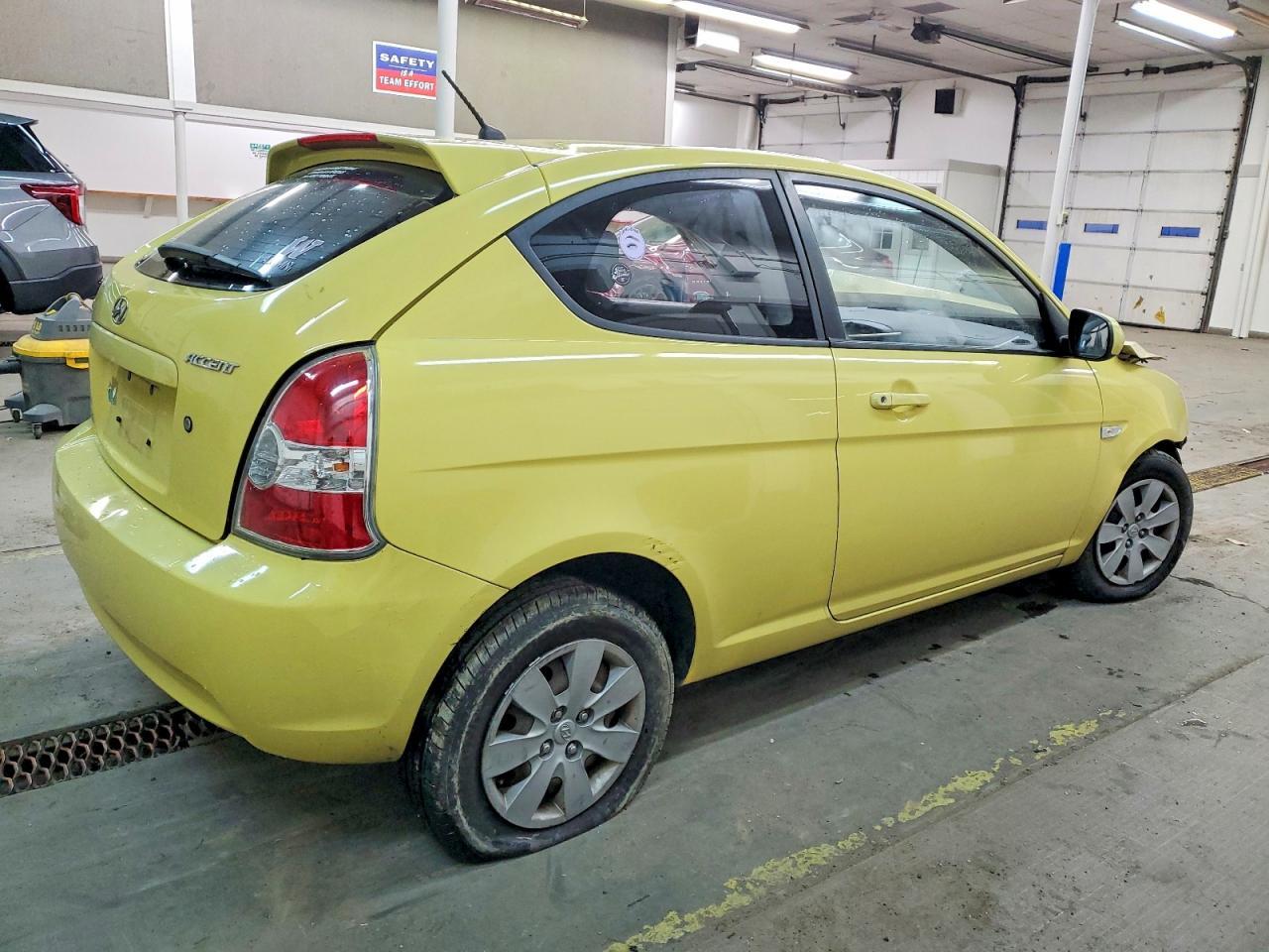 2010 HYUNDAI ACCENT