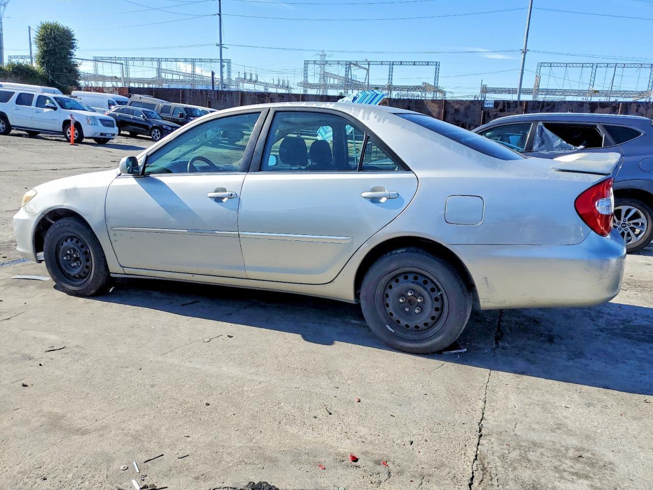 2004 TOYOTA CAMRY