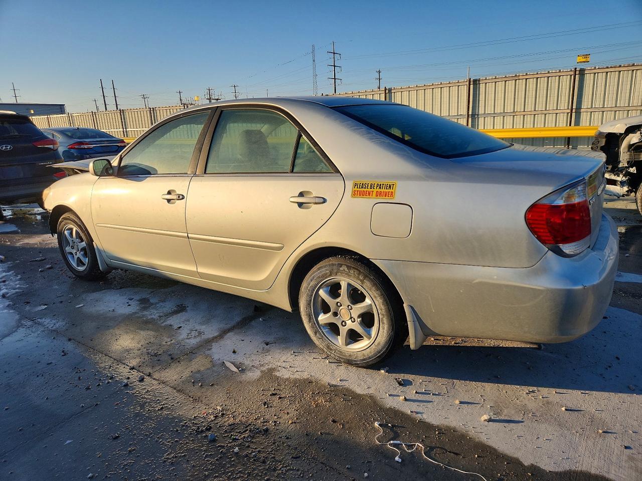 2004 TOYOTA CAMRY