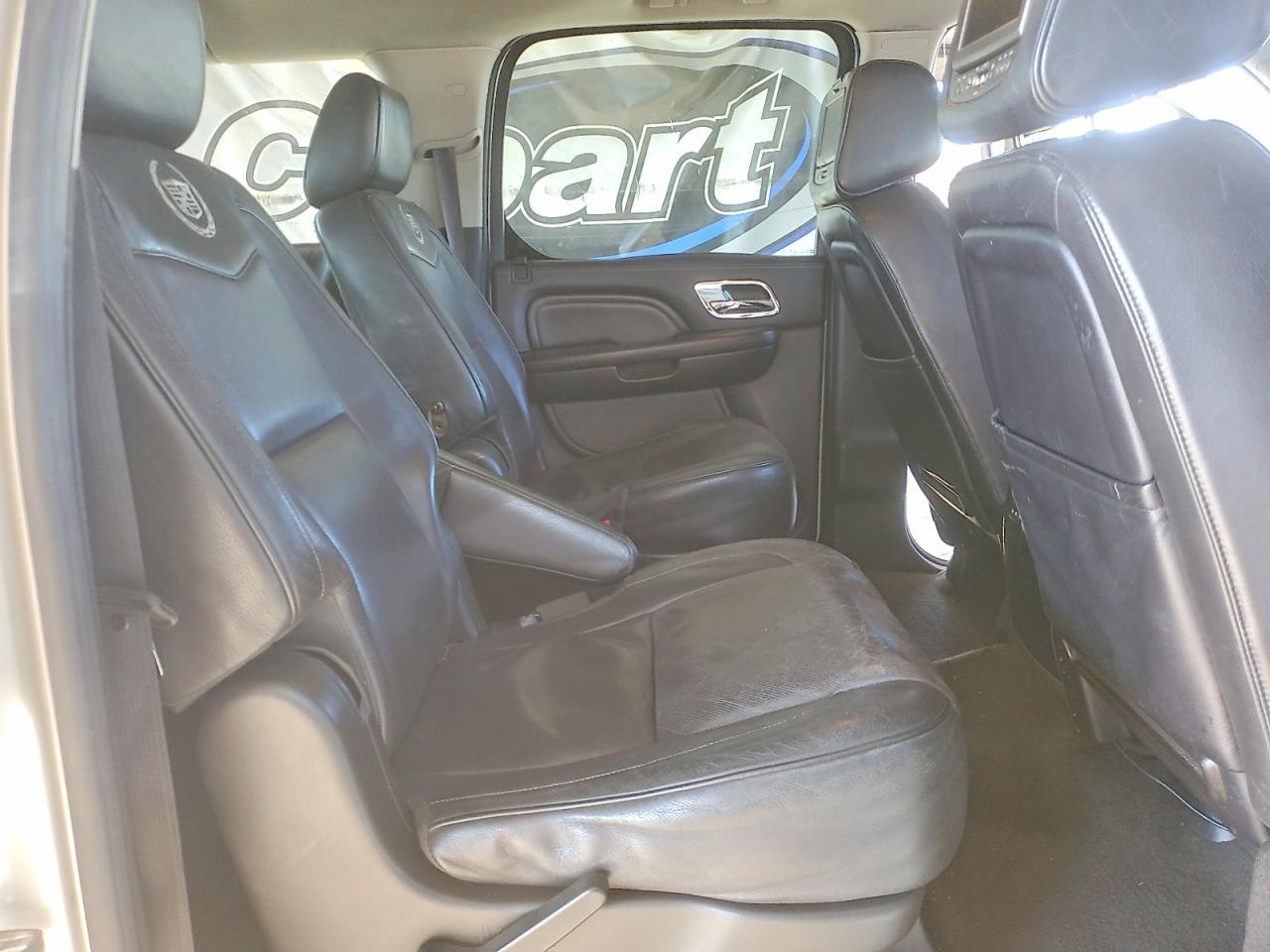 2012 CADILLAC Escalade ESV