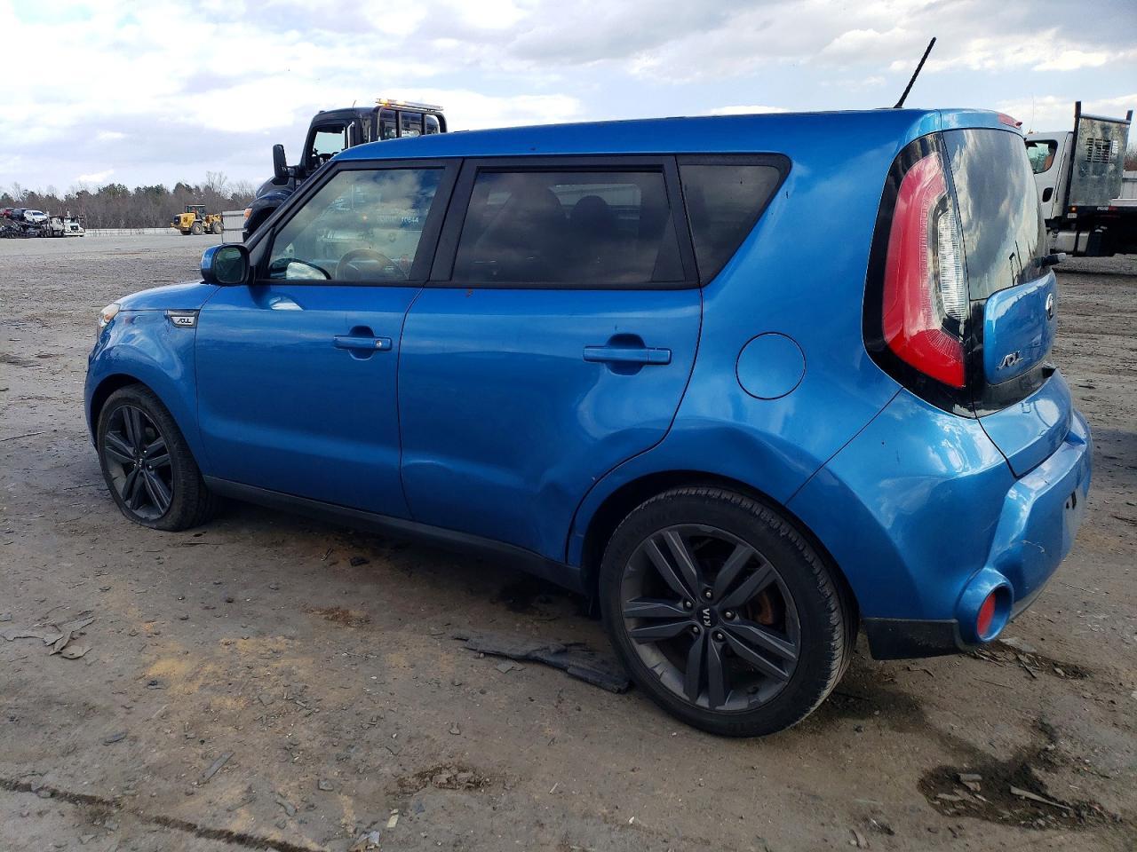 2015 KIA SOUL