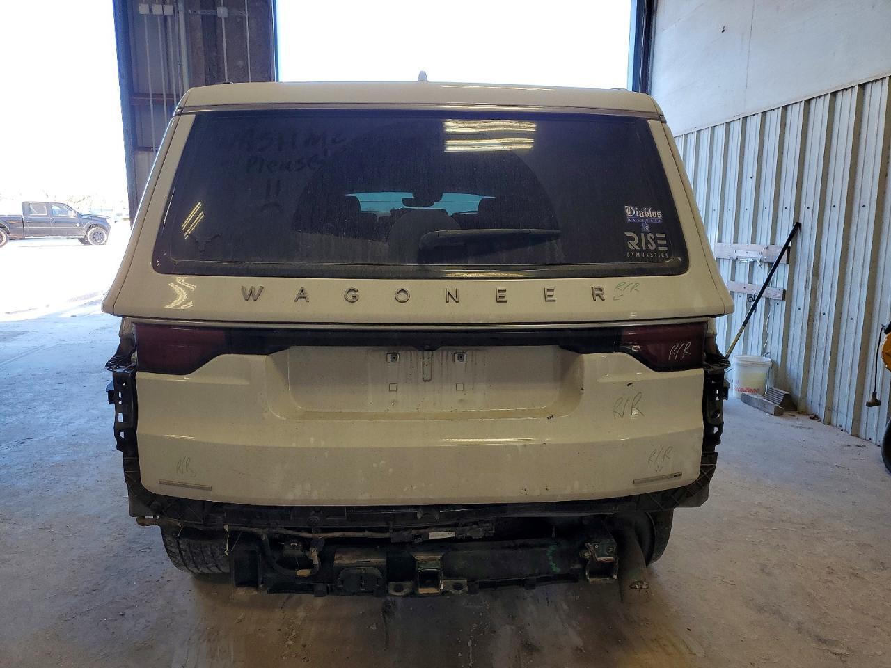 2022 JEEP Wagoneer