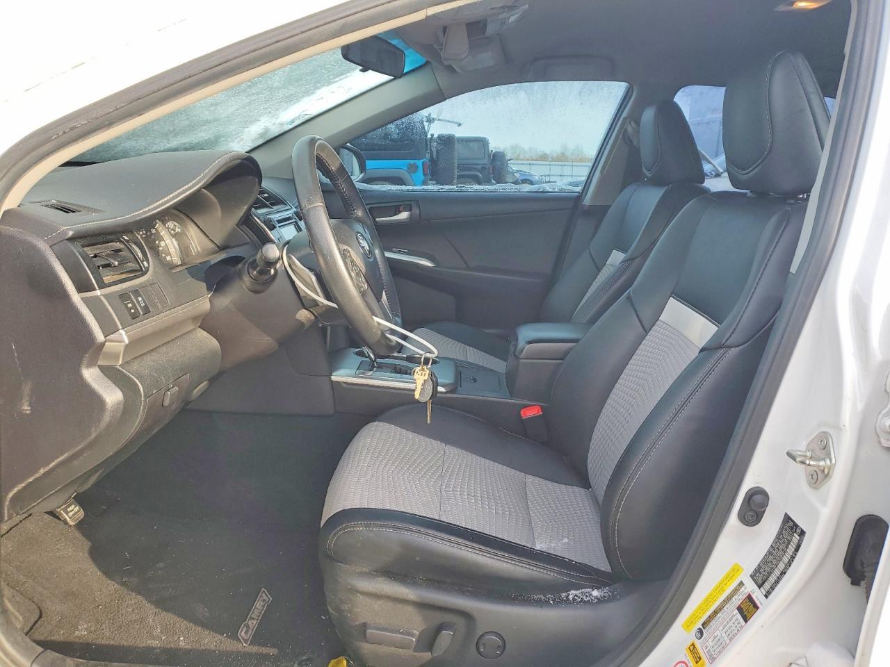 2014 TOYOTA CAMRY