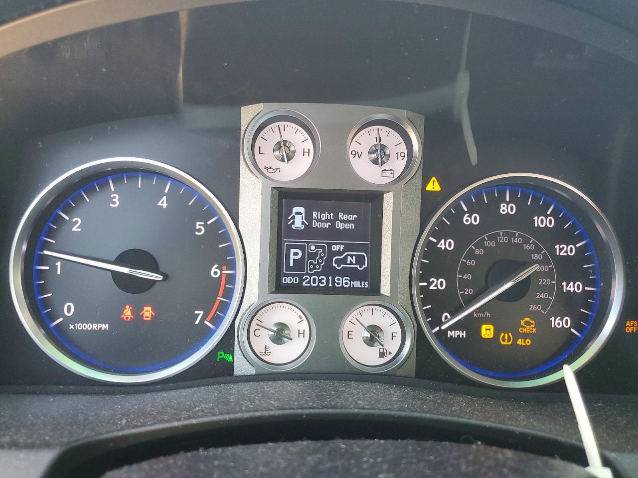 2009 LEXUS LX 570