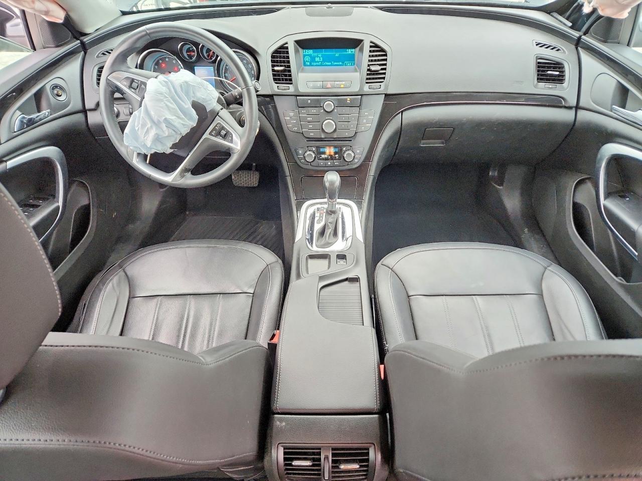 2011 BUICK Regal