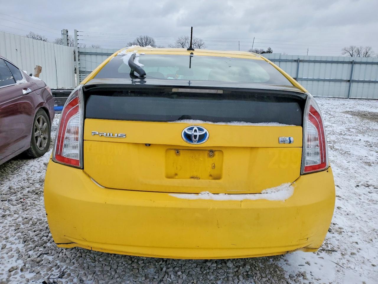2013 TOYOTA PRIUS