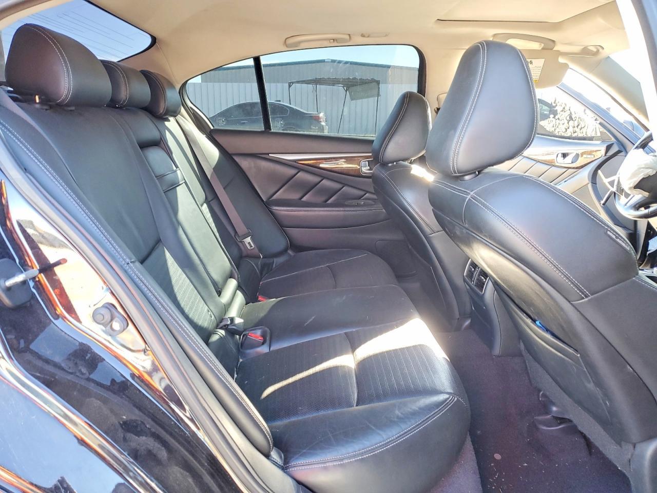 2014 INFINITI Q50