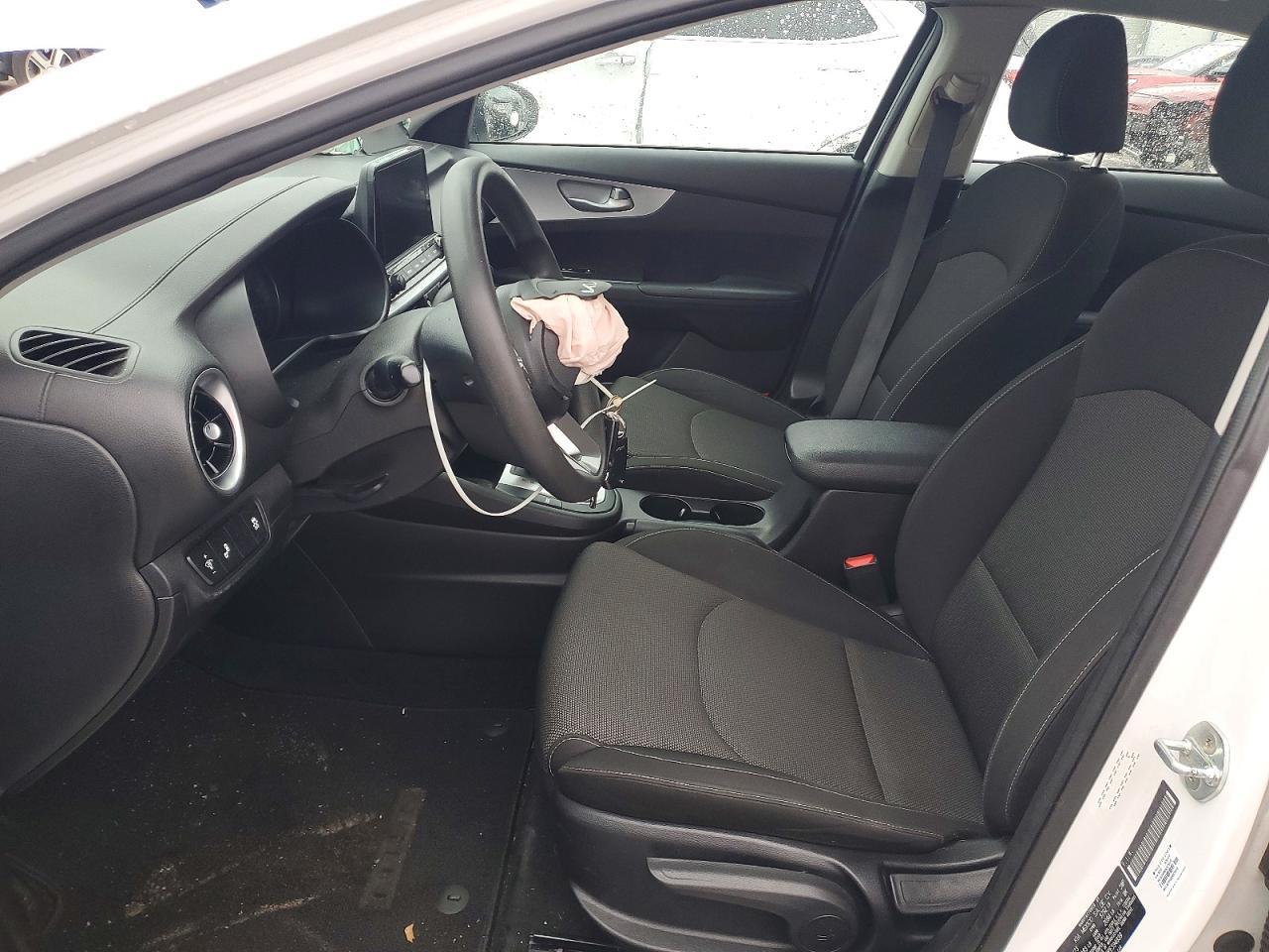 2023 KIA FORTE