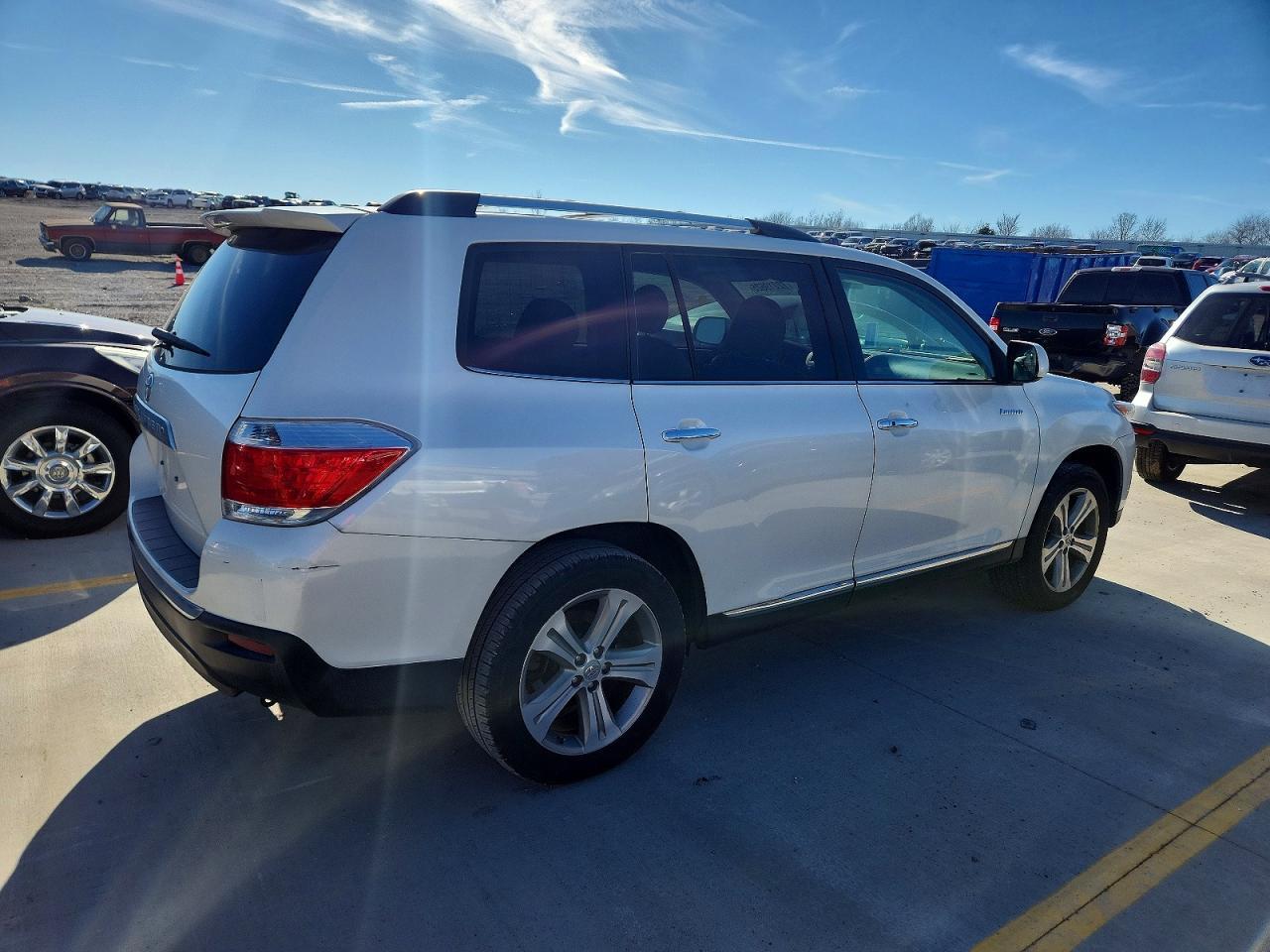 2012 TOYOTA HIGHLANDER