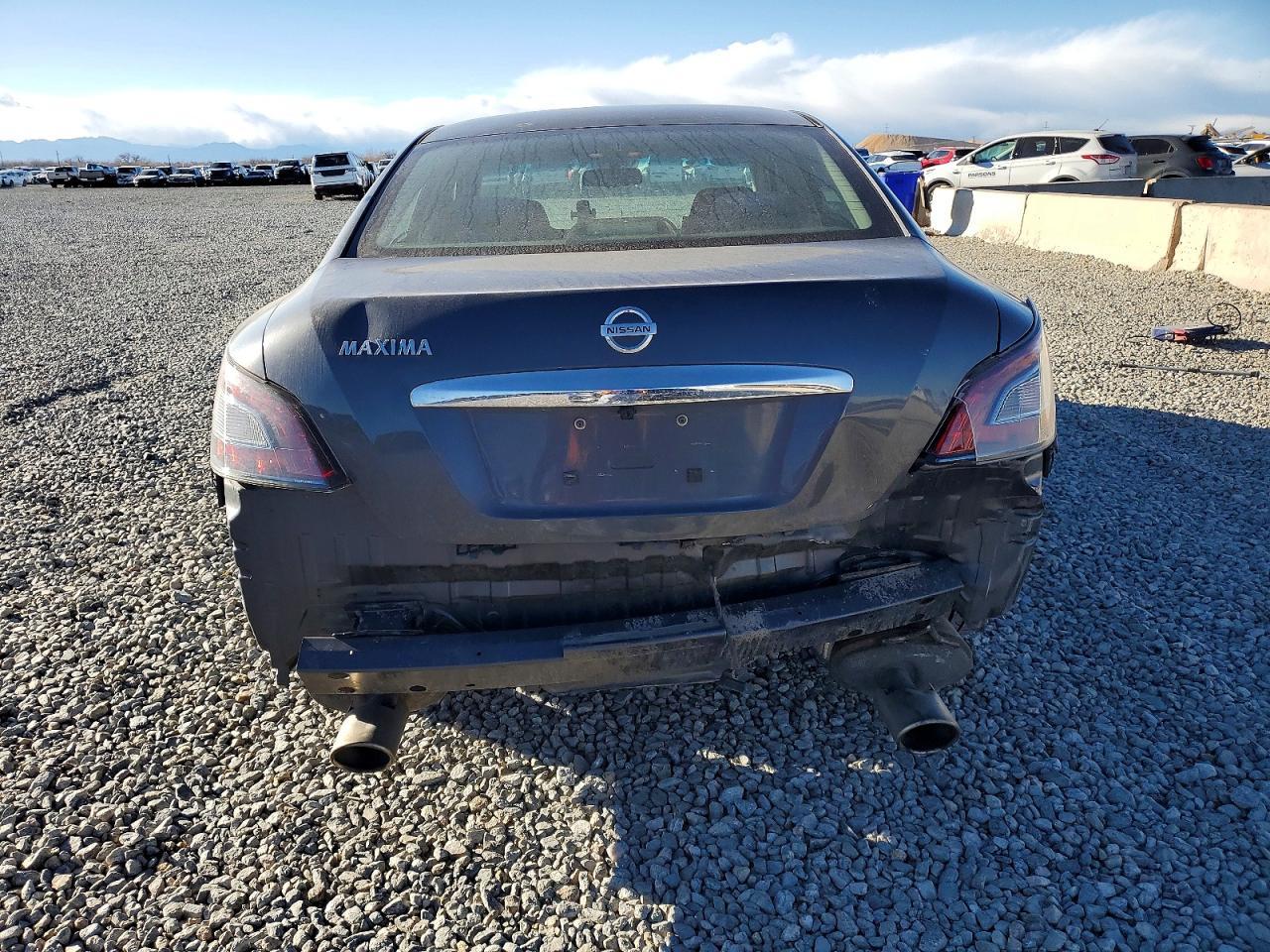 2012 NISSAN Maxima