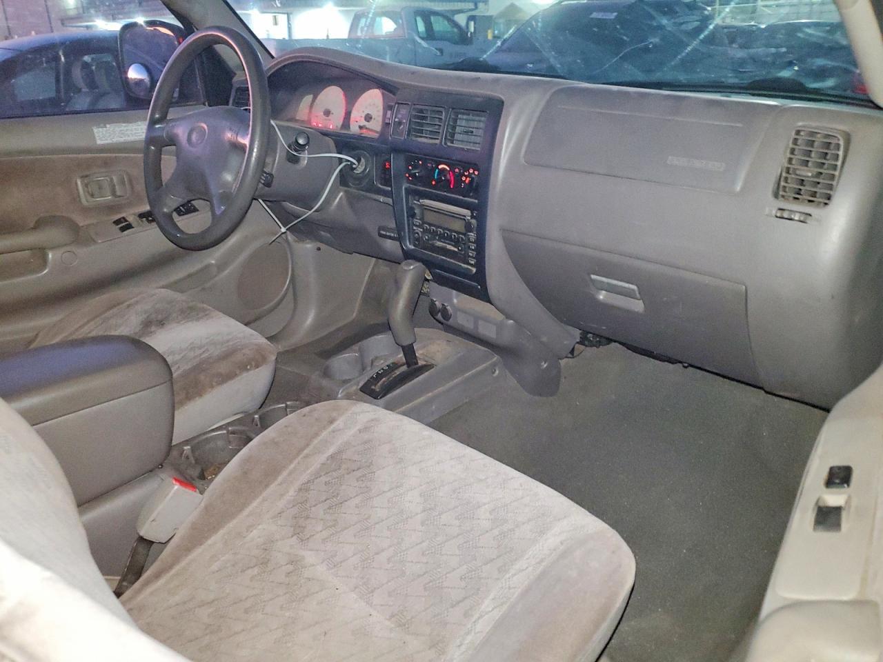 2002 TOYOTA TACOMA