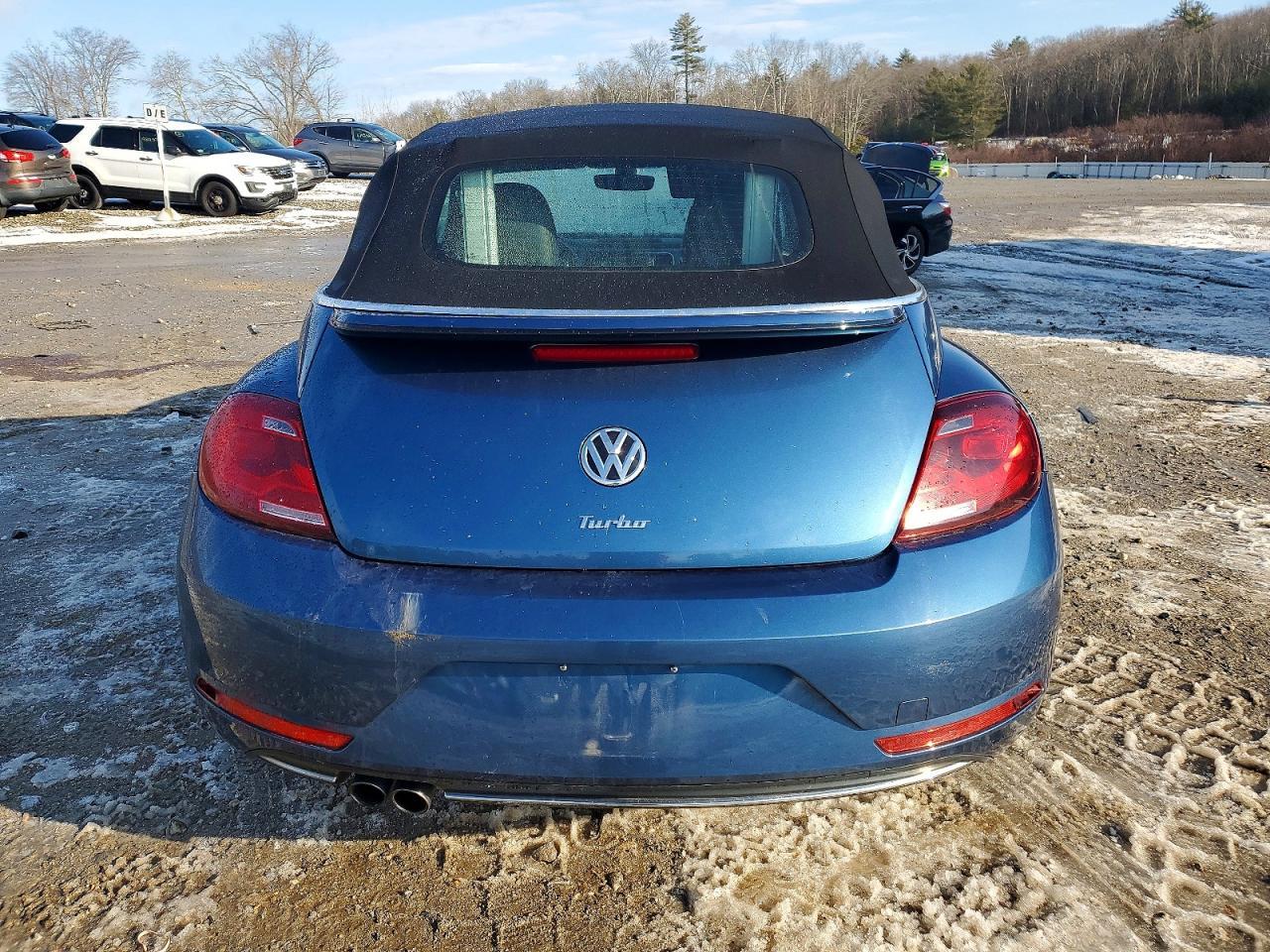 2019 VOLKSWAGEN Beetle