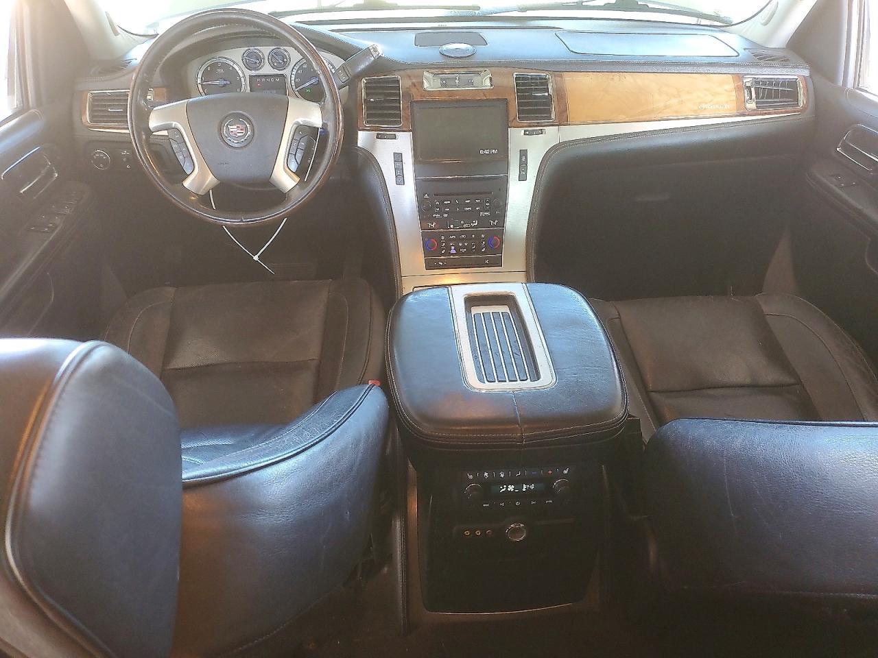2012 CADILLAC Escalade ESV