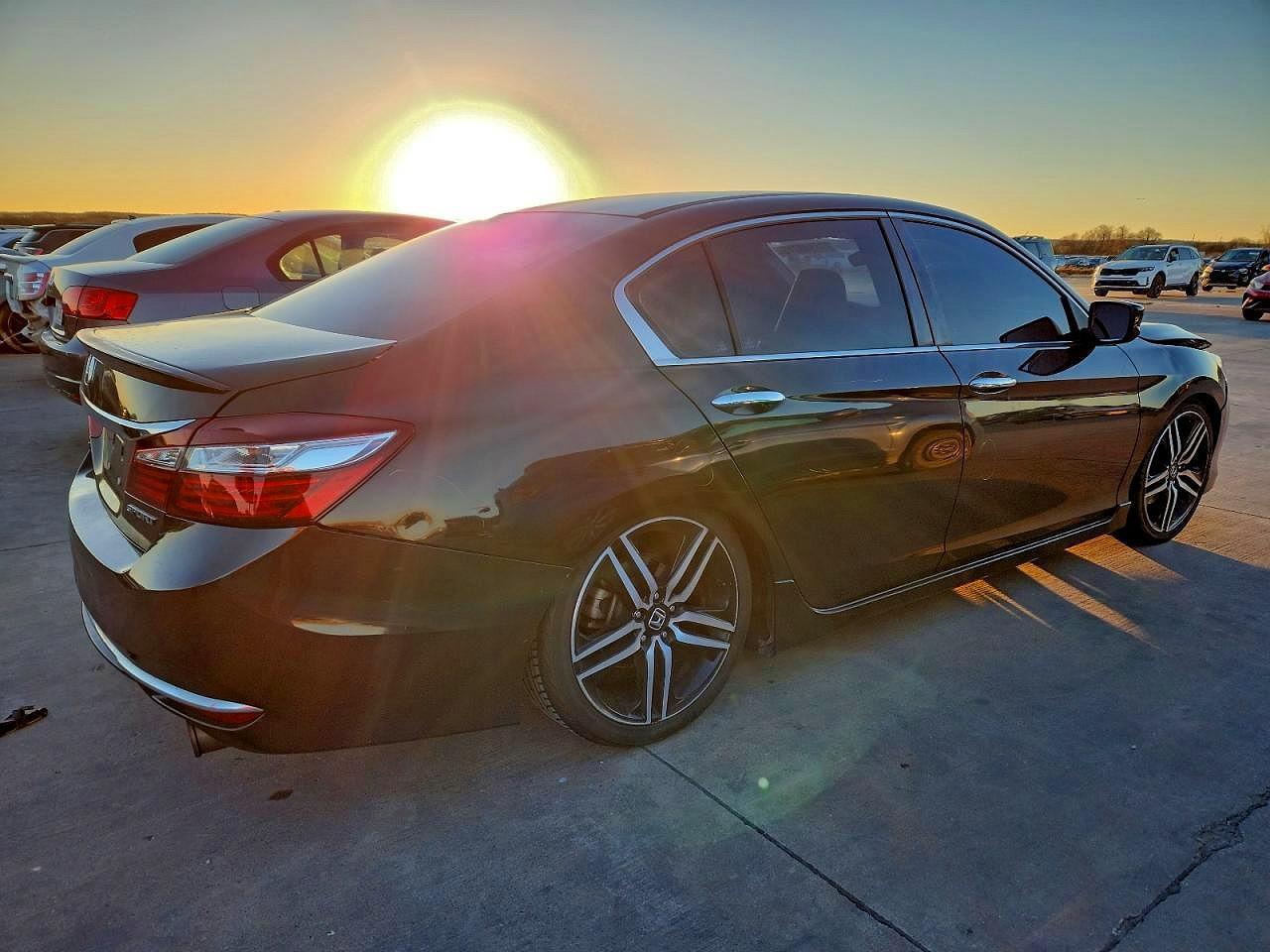 2016 HONDA ACCORD