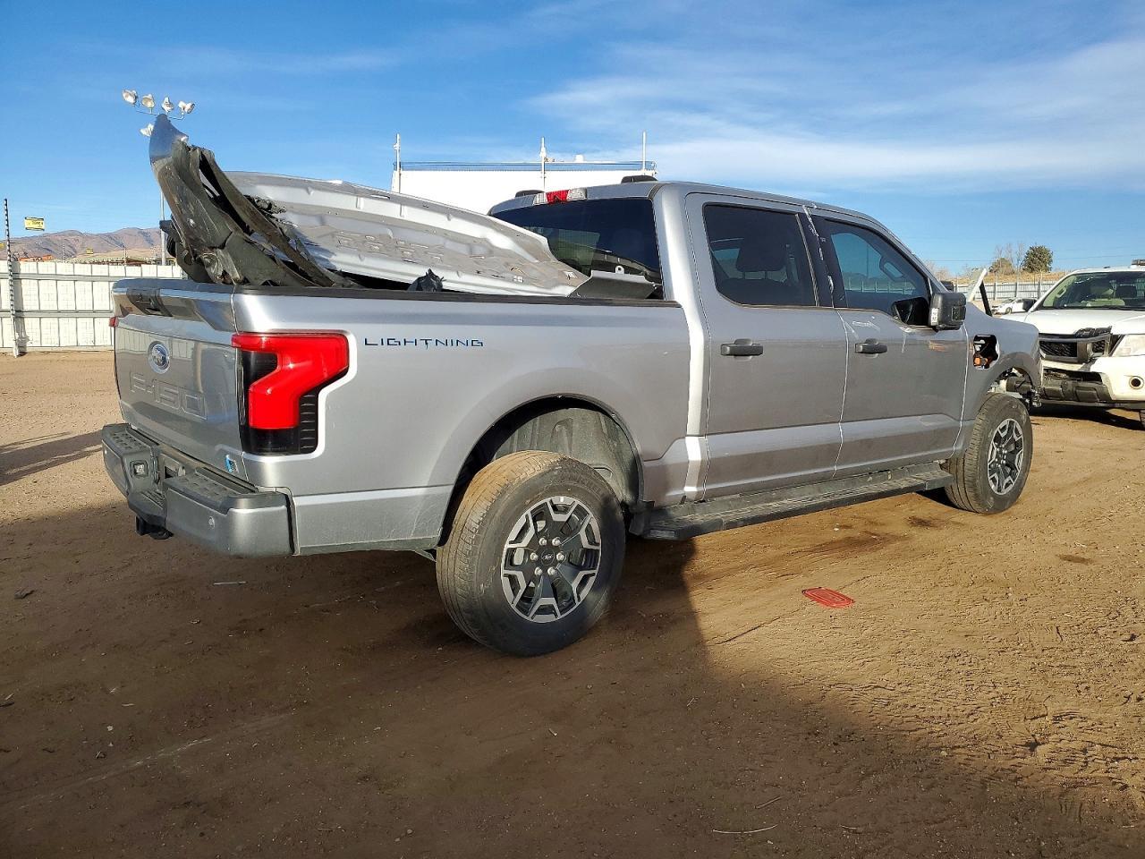 2023 FORD F-150 Lightning