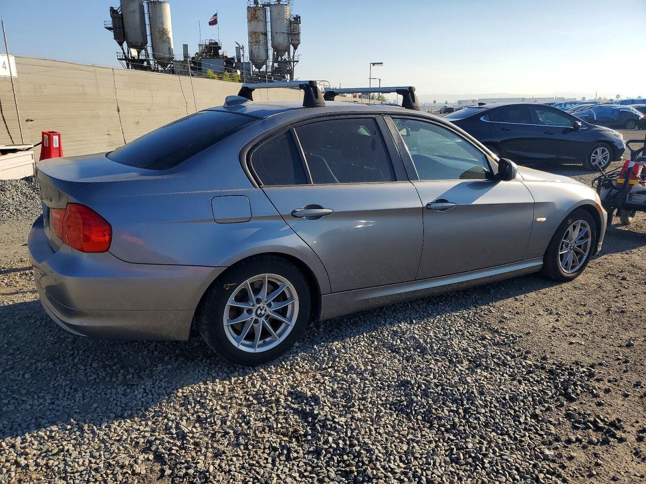 2010 BMW 3 SERIES