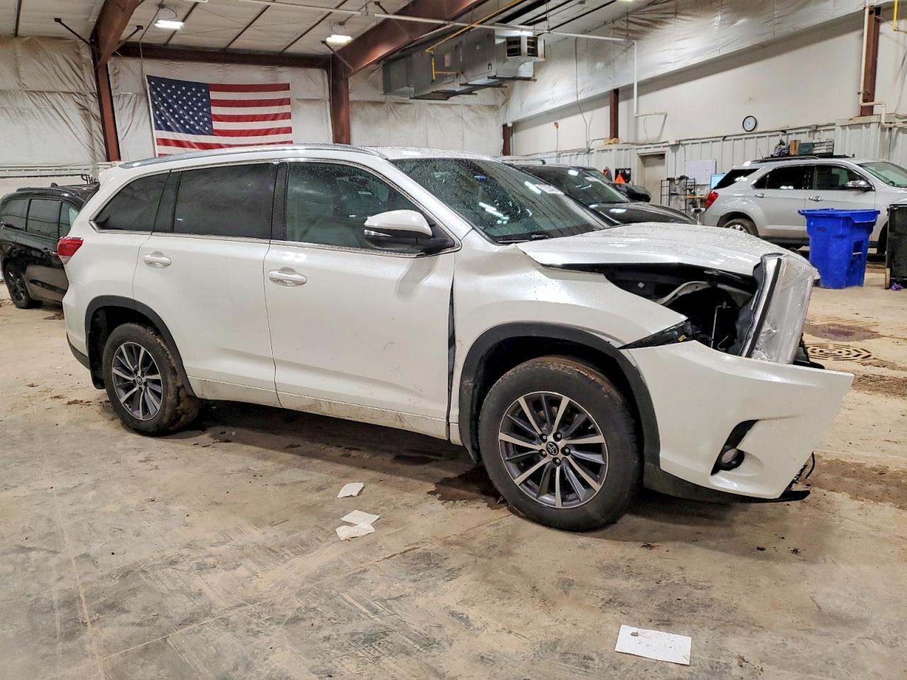 2018 TOYOTA HIGHLANDER