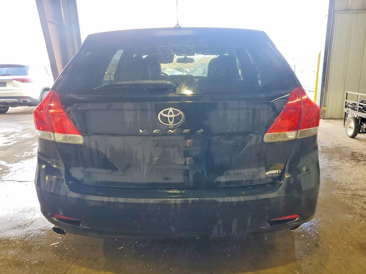 2011 TOYOTA VENZA
