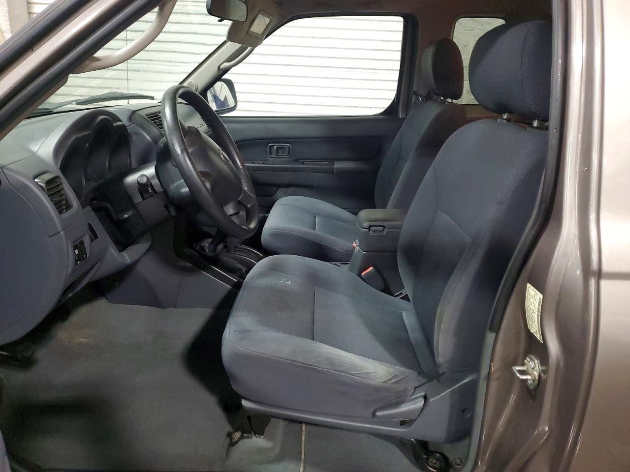 2004 NISSAN Frontier