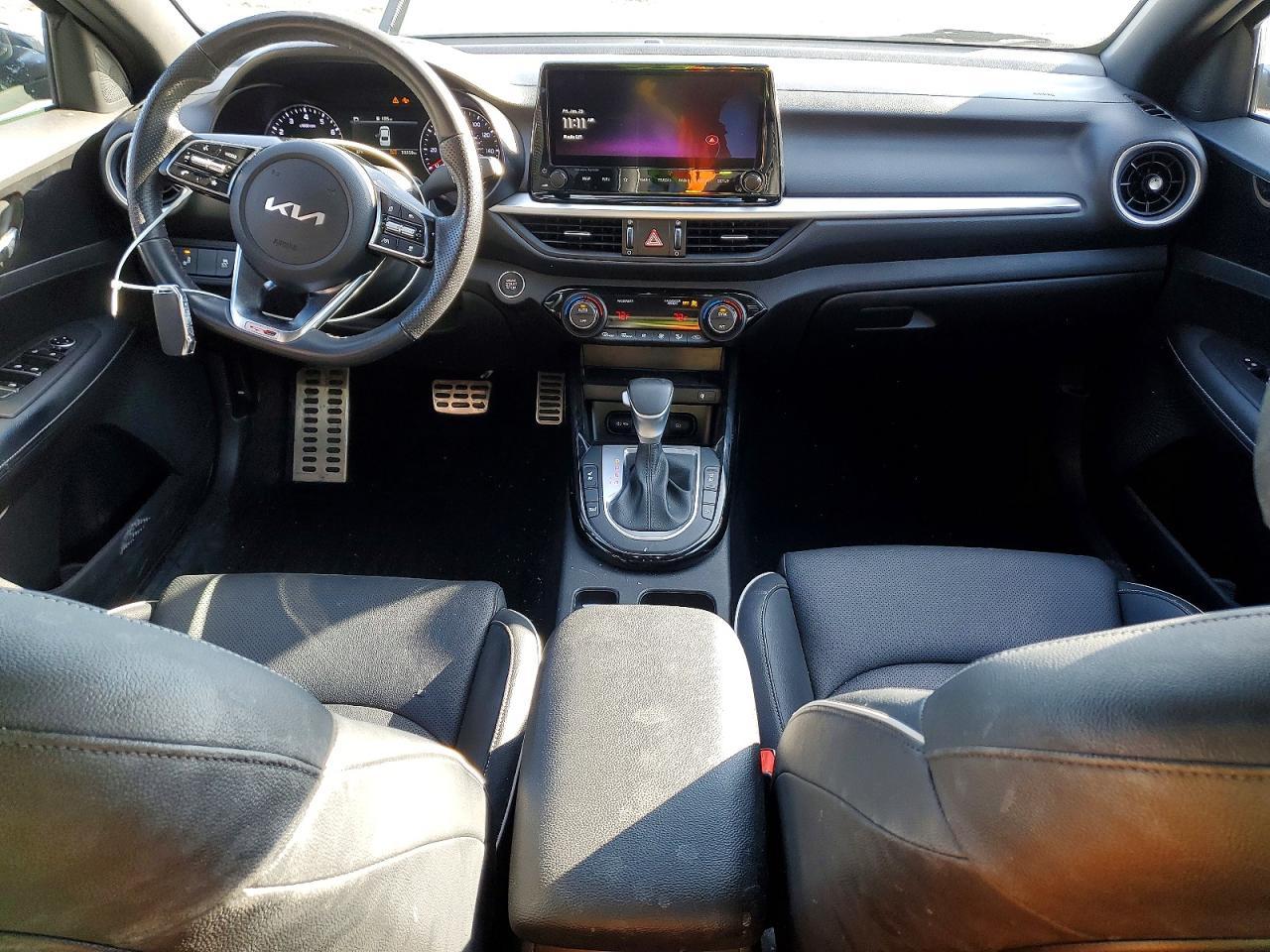 2023 KIA FORTE