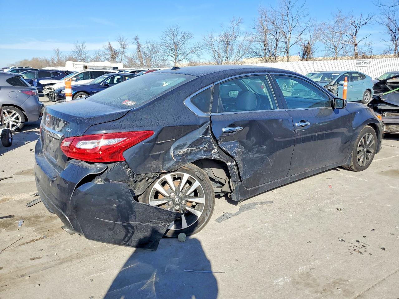 2017 NISSAN ALTIMA