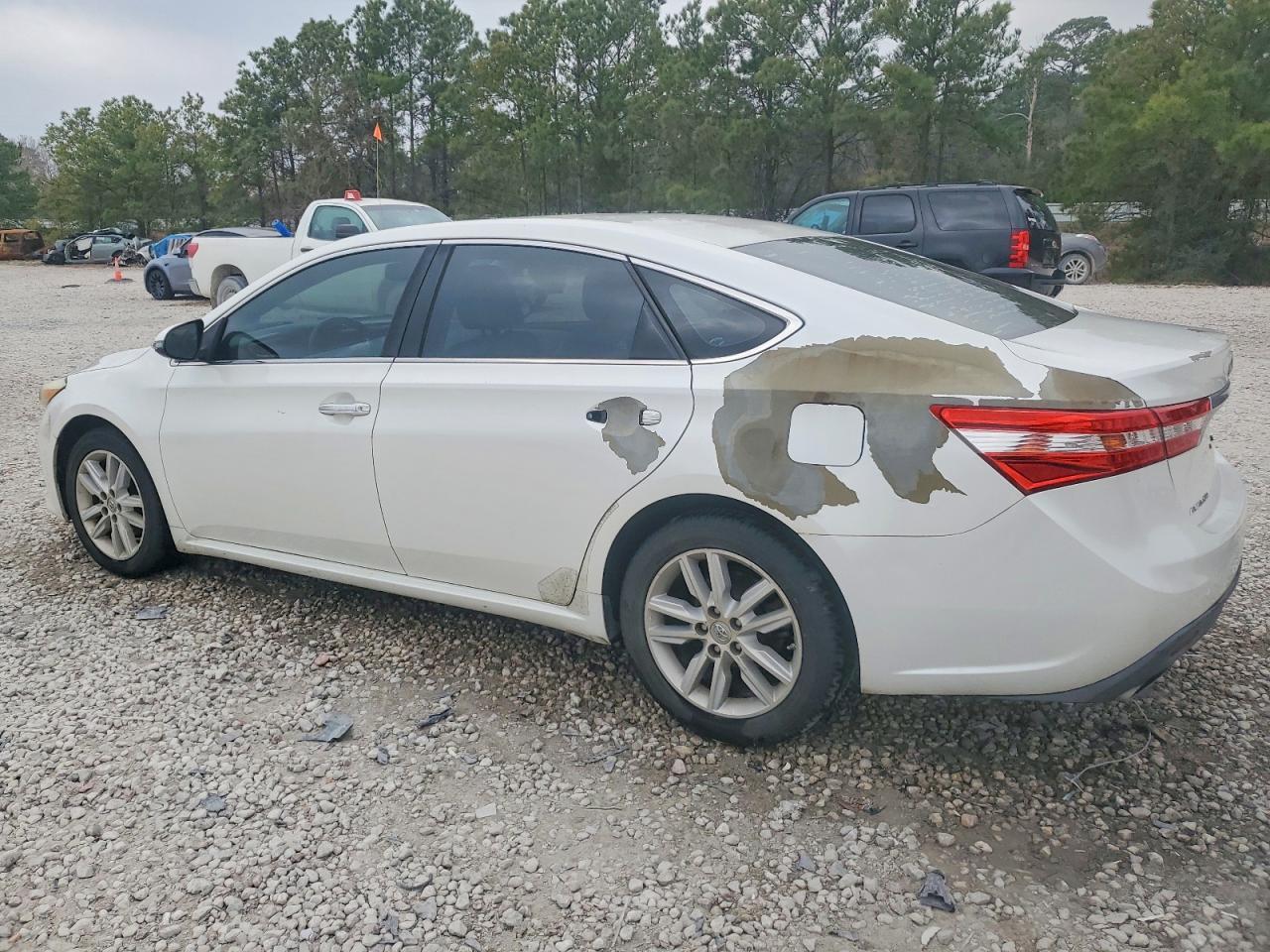 2013 TOYOTA Avalon