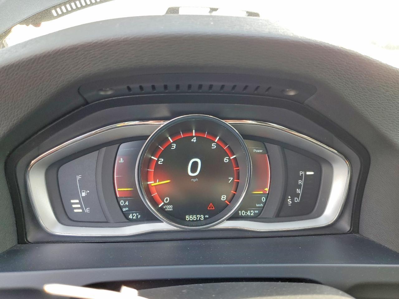 2015 VOLVO S60