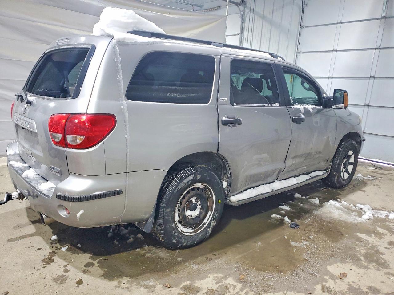 2008 TOYOTA Sequoia