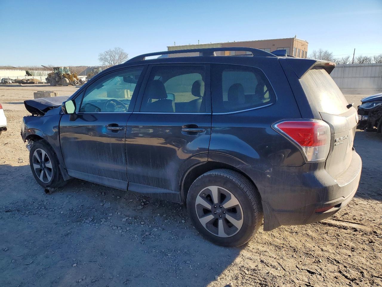 2018 SUBARU FORESTER