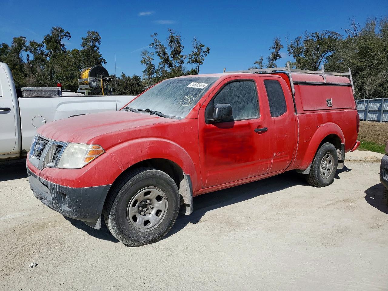 2017 NISSAN Frontier