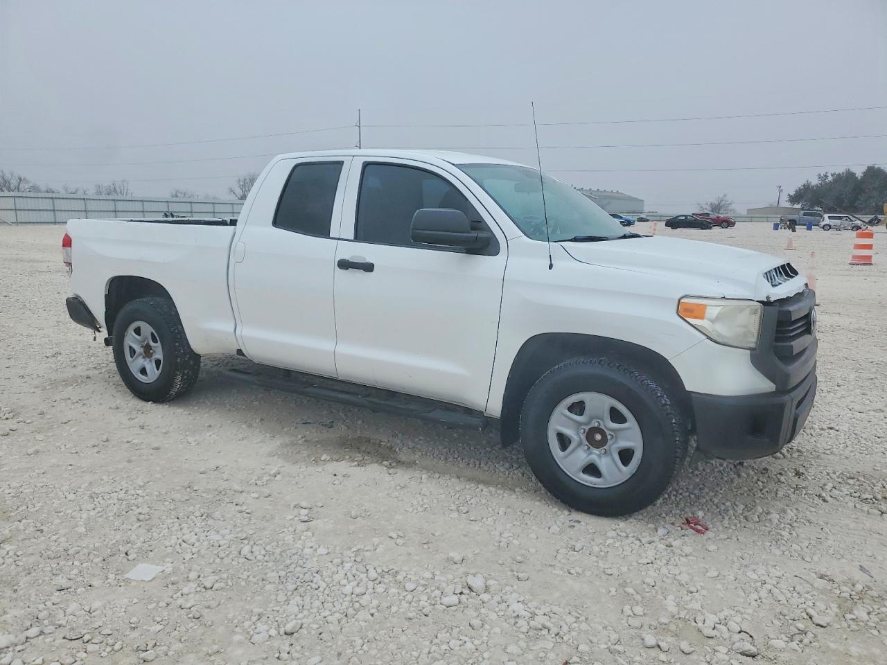 2016 TOYOTA TUNDRA