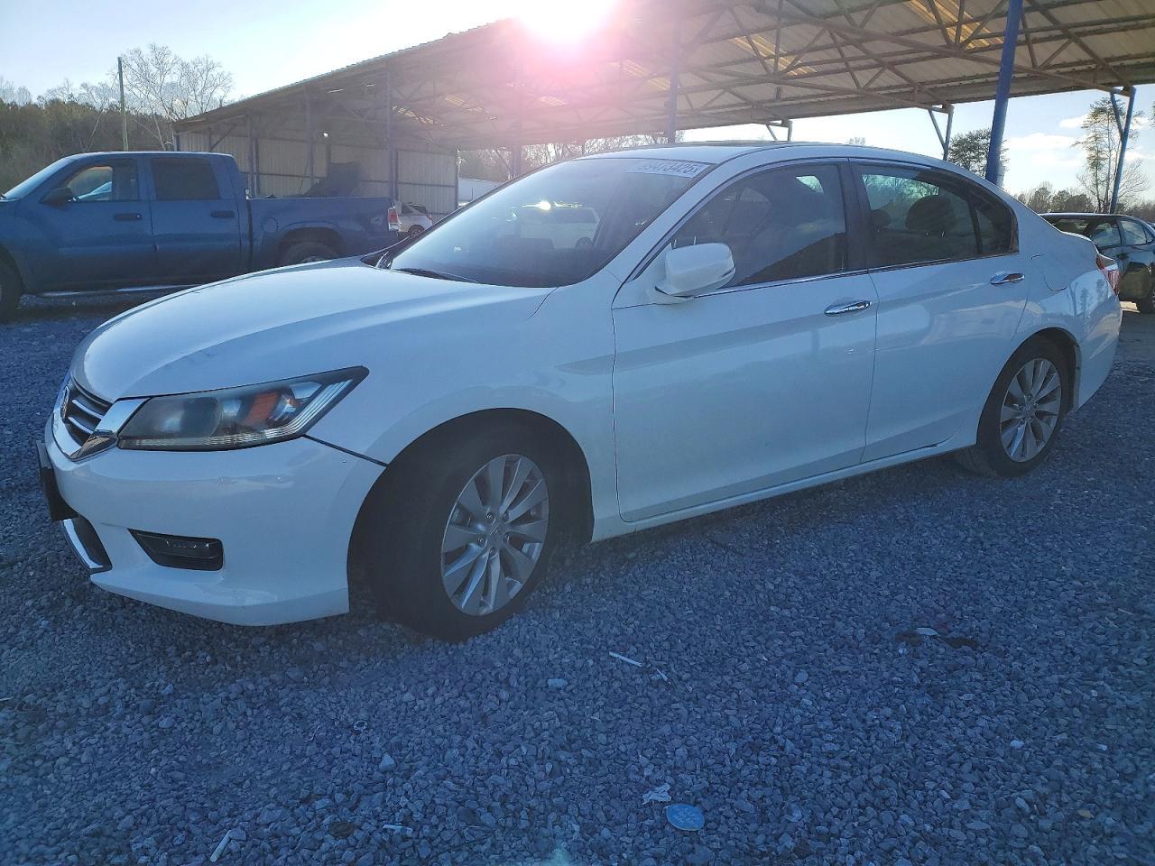 2015 HONDA ACCORD