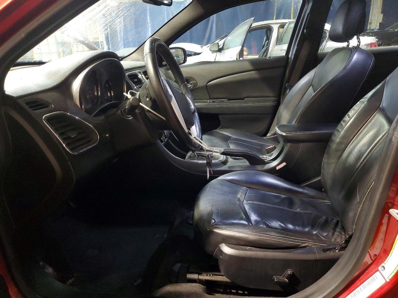 2014 CHRYSLER 200