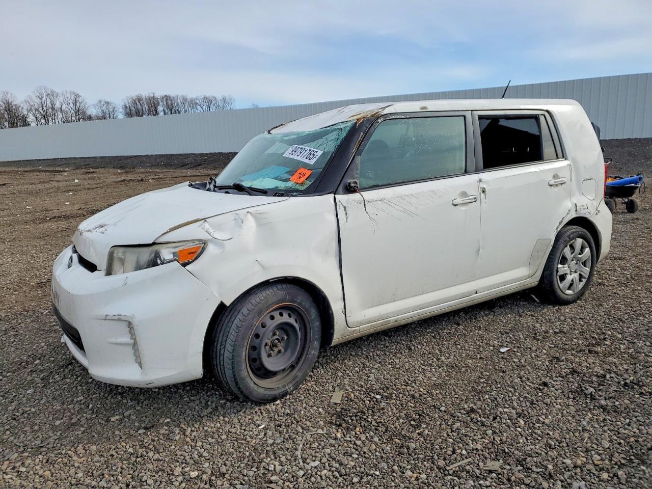 2014 TOYOTA SCION