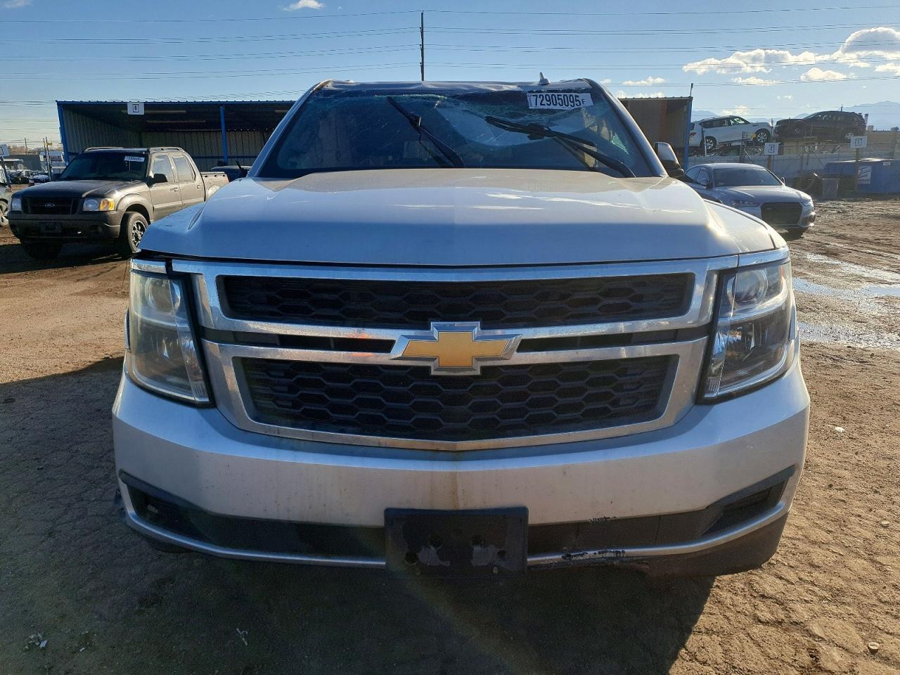 2016 CHEVROLET Suburban