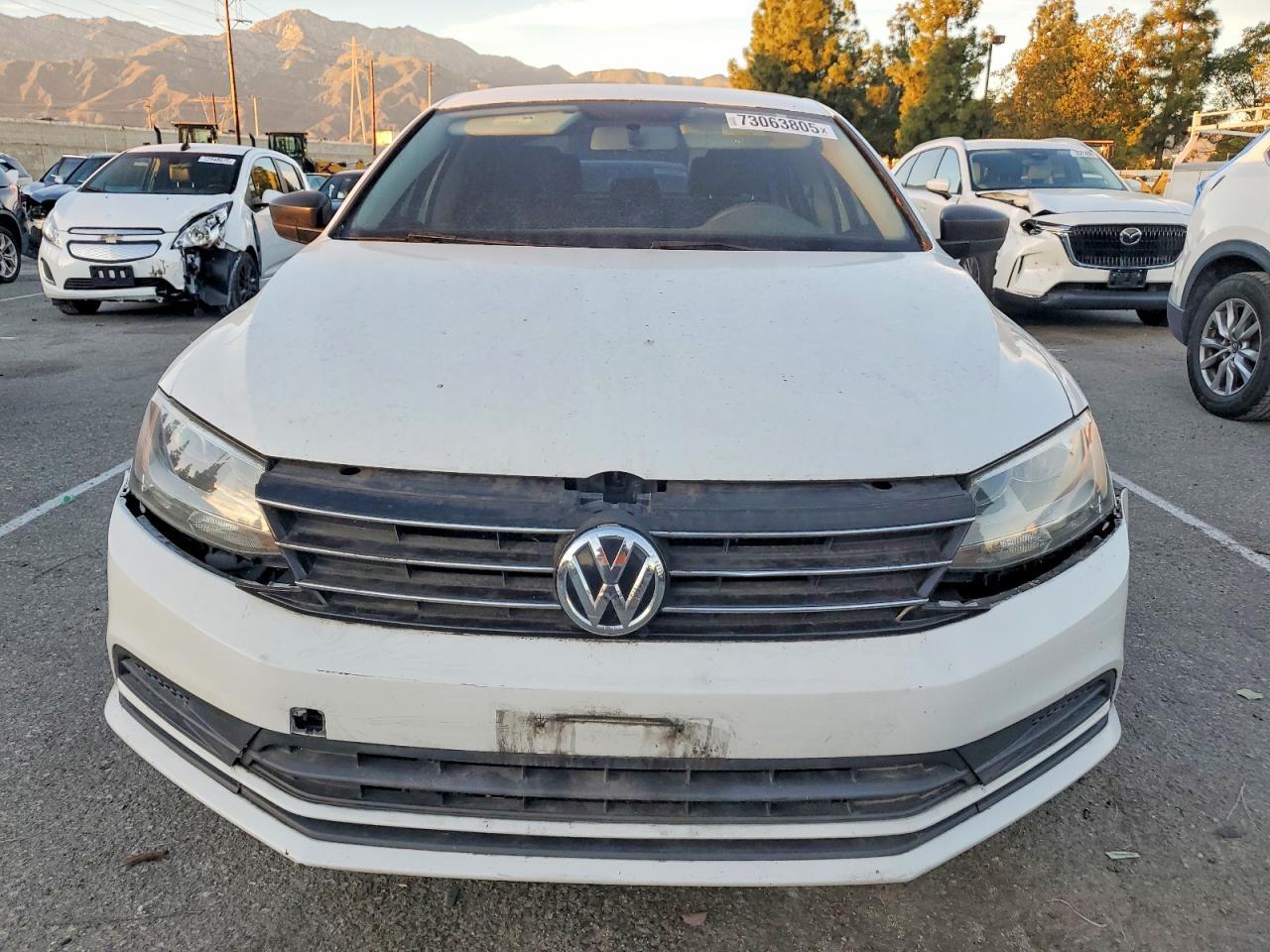 2015 VOLKSWAGEN JETTA