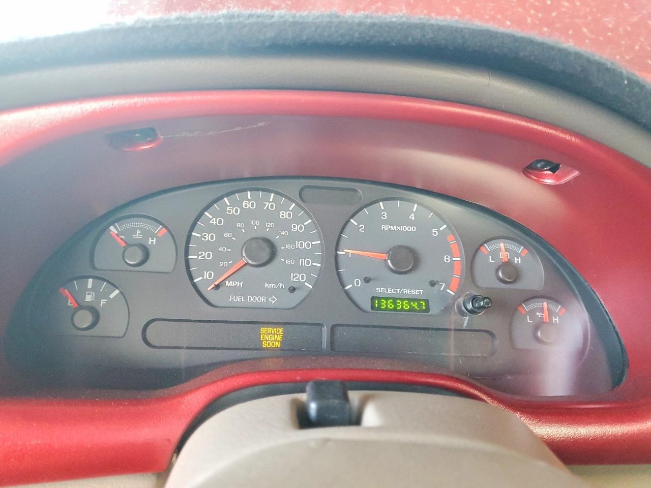 2004 FORD MUSTANG