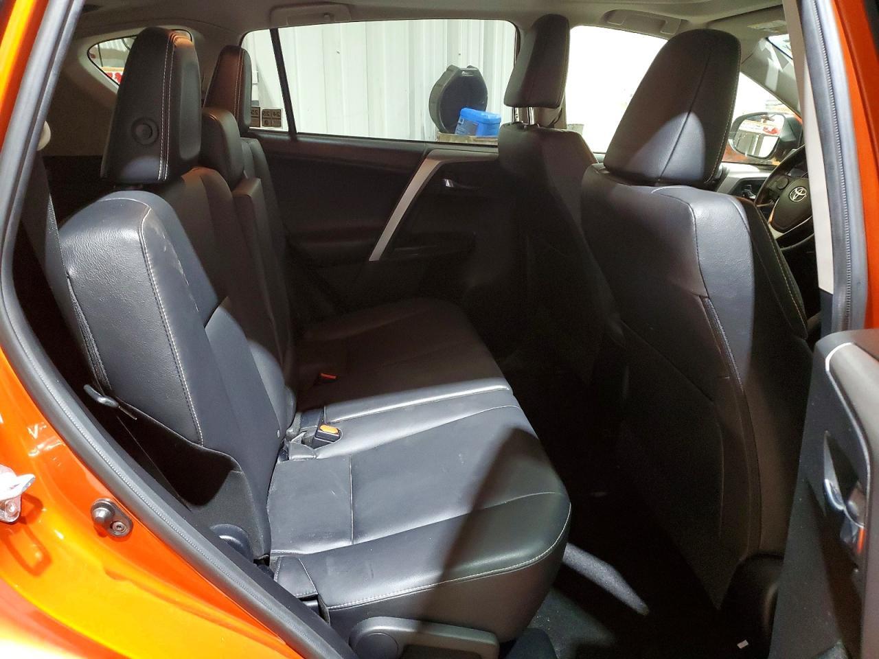 2016 TOYOTA RAV4