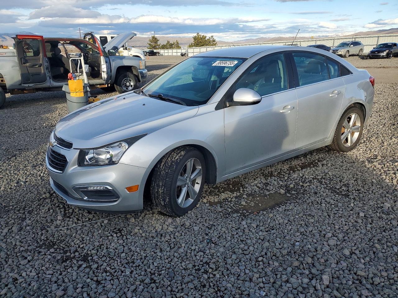 2015 CHEVROLET CRUZE